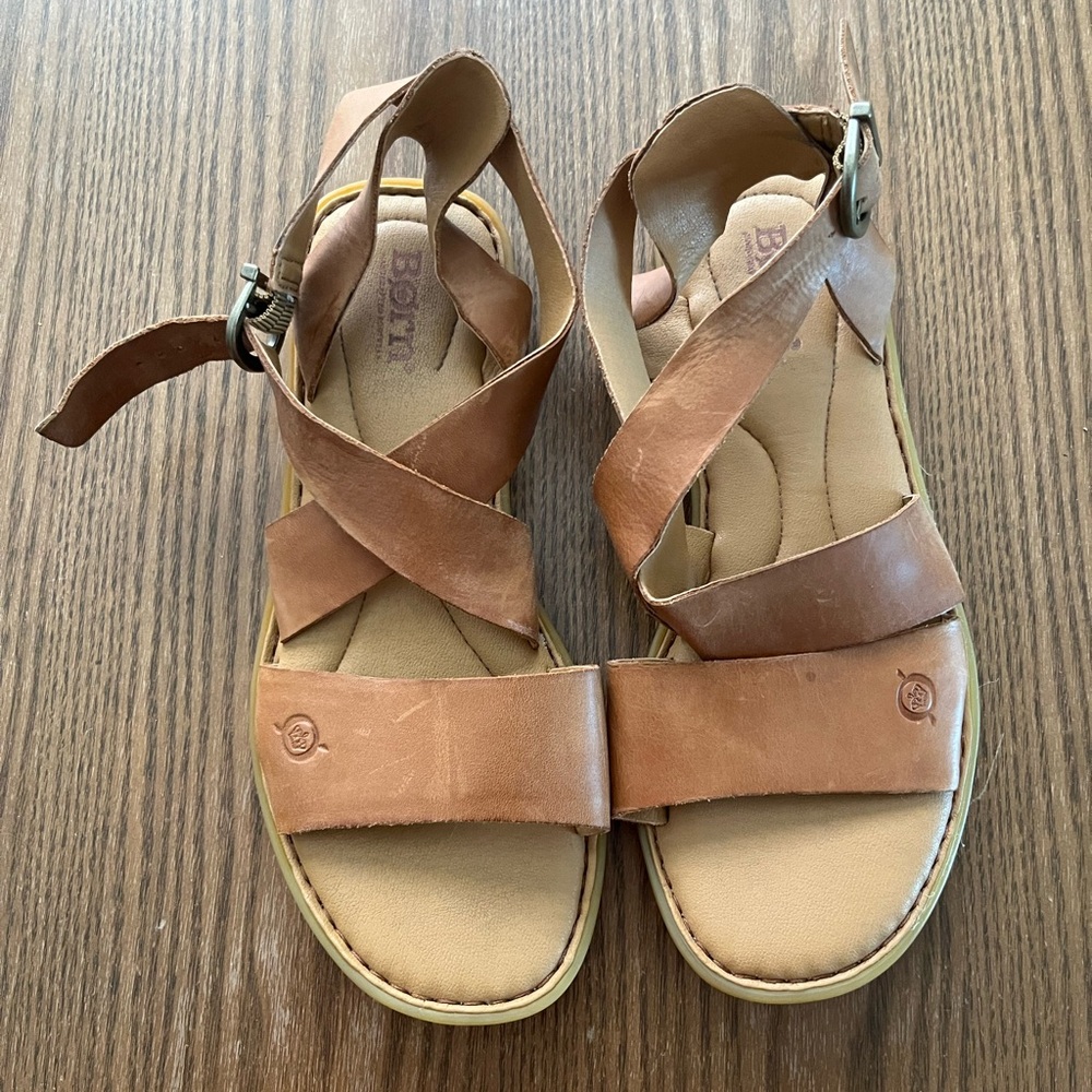 Born Women's Tan Leather Crisscross Strap Sandals
